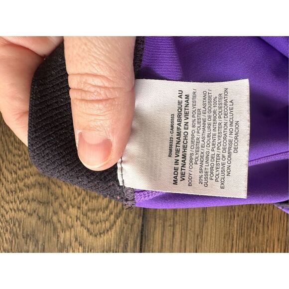 Nike Pro Dro Fit Leopard Cheetah Purple Capri Leggings - Picture 7 of 7